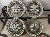 Литье Nissan R17 5х114.3/66.1/ЕТ45/J7