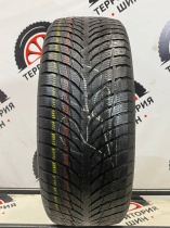 Nokian WR Snowproof P R17	 215/45