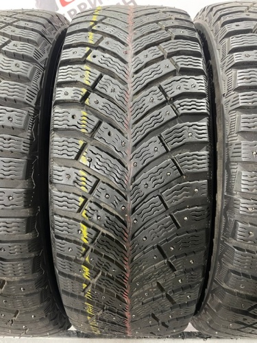 Michelin X-Ice North 4 R16 215/60
