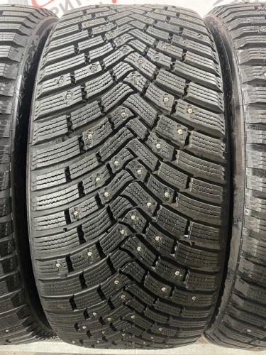 Continental IceContact 3 255/40 102T XL R21