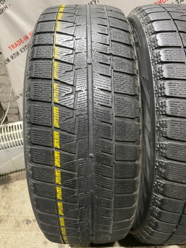 Bridgestone  Blizzak Revo GZ R17 215/60