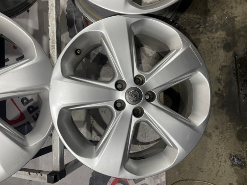 Диски Литые R18 5x105 et38 56.6 7j