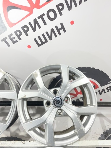 Диски литые R15 4x100 et48 54.1