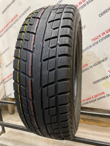 Yokohama ice guard ig50 plus R16	215/65