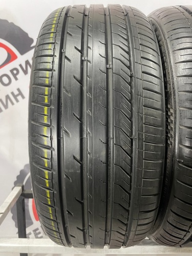 Davanti DX640 R17 215/45