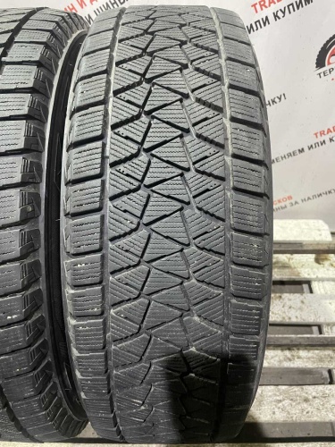 Bridgestone Blizzak DM-V2 R17 225/65