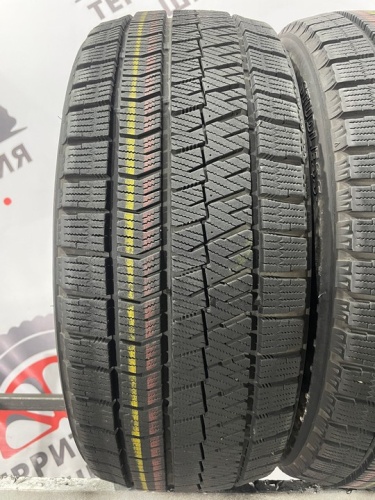 Bridgestone Blizzak VRX2 R17 225/45