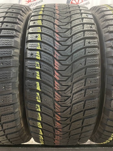 Michelin X-Ice North 3 215/55 R15