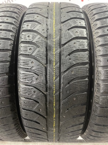 Bridgestone Ice Cruiser 7000 R16 205/60