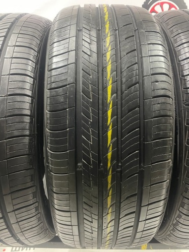 Nexen N'Fera AU5 R17 215/50