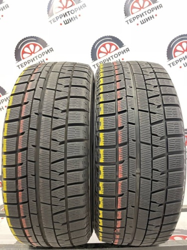 Yokohama Ice Guard IG50 R 17	215/45