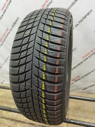 Bridgestone Blizzak LM001 205/55 R16