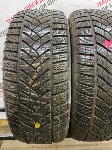 GoodYear UltraGrip Performance+ R19 235/55 105V