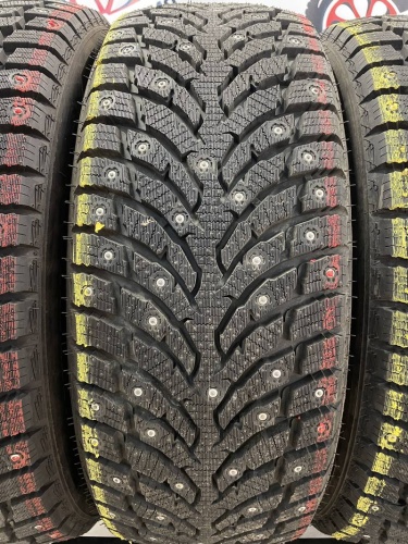 Landspider Arctictraxx R17 225/60