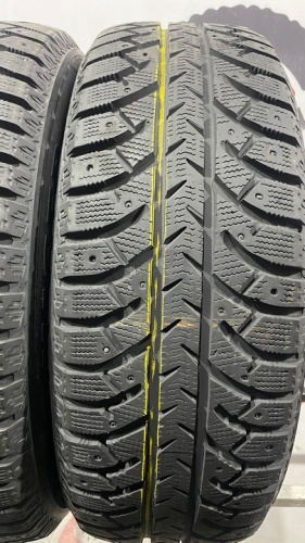 Bridgestone Ice Cruiser 7000 R17 235/65