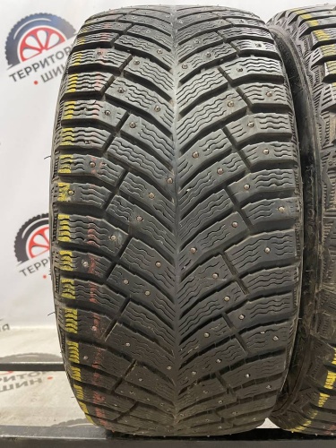 Michelin X-Ice North 4 R 18	235/40