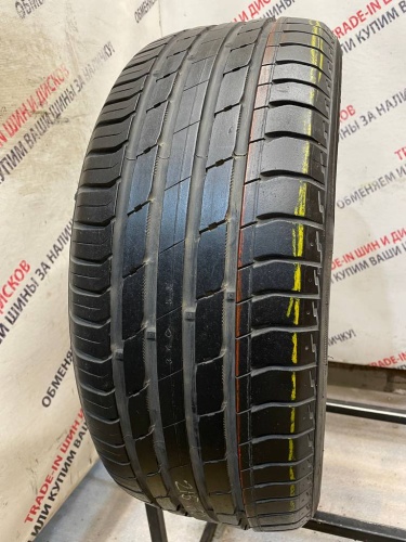 Nokian Tyres Hakka Blue R17 215/50