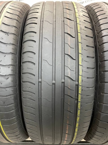 Royal Black Royal Performance R19	235/55