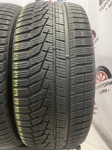 Hankook Winter i*Cept evo 2 R19 245/45 102V