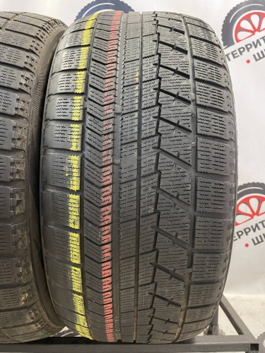 Bridgestone Blizzak VRX R18	245/50