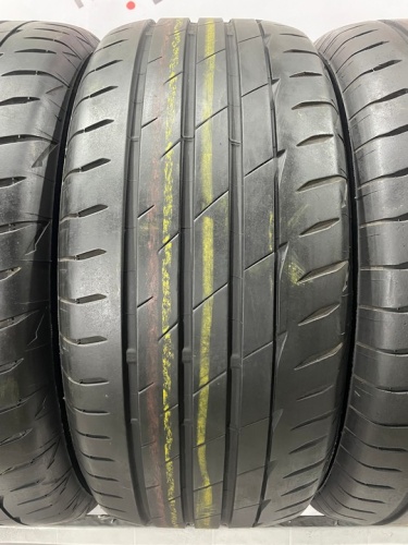 Bridgestone Potenza Adrenalin RE004 R17 215/45