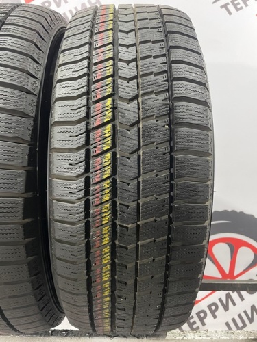 Goodyear Ice Navi 8 R17 215/55