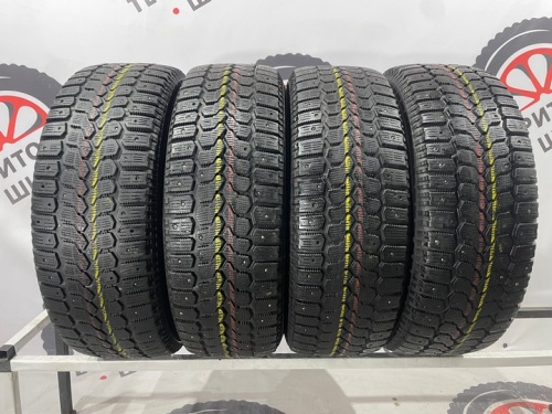 Yokohama Ice Guard F700Z R16 215/65