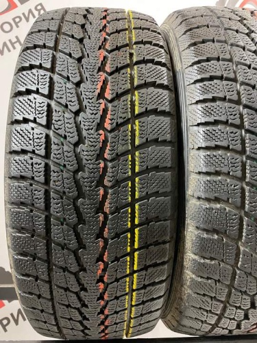 Toyo TranPath R18 215/55