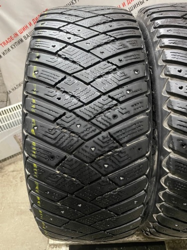 Goodyear Ultragrip Ice Arctic R17 235/55