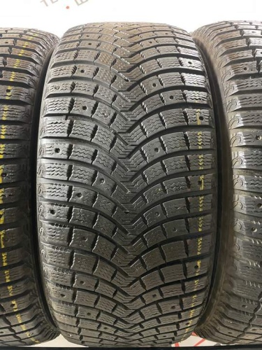 Michelin Latitude X-Ice North XIN2 + R18 285/60