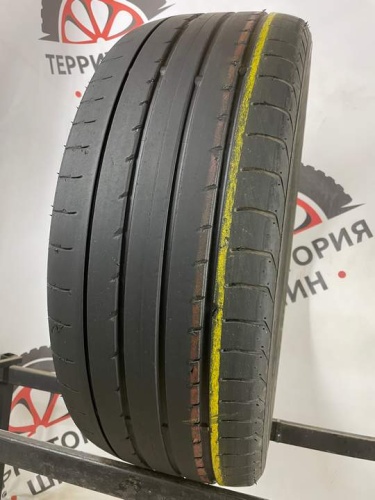 Yokohama Advan Sport V105  R20 245/45
