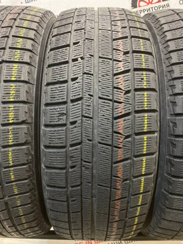 Yokohama Ice Guard IG50 R18	215/55