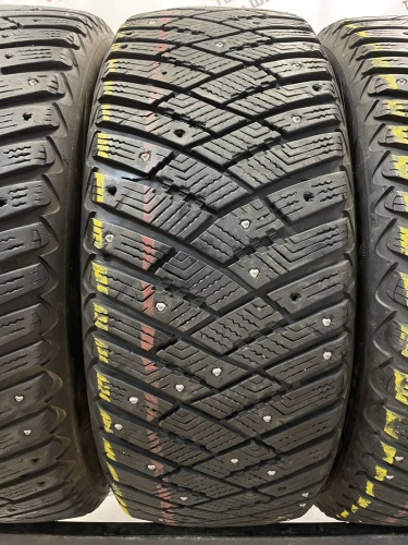 Goodyear Ultragrip Ice Arctic 205/55 94T R16