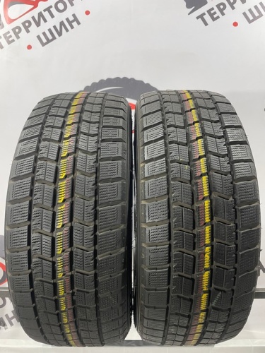 Goodyear Ice Navi 7 R17 215/45