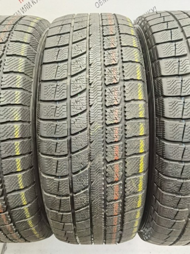 Toyo Winter Tranpath MK3 R17 215/60