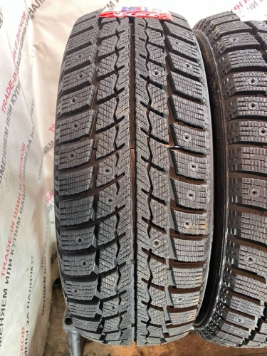 Zeta Antarctica ICE R16    215/65