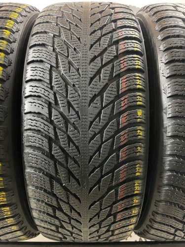 Nokian R3 SUV R20 255/55