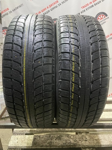 Triangle Snow Lion TA777 R16 215/60