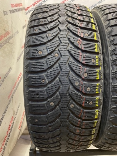 Bridgestone Blizzak Spike-01 R17 215/55