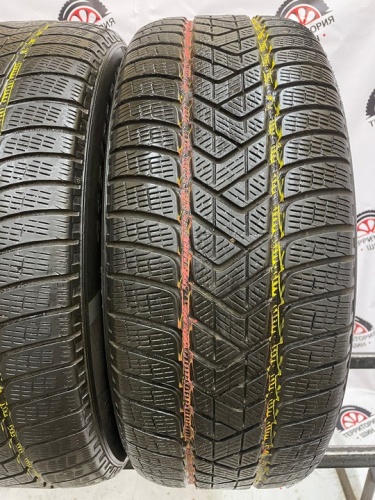 Pirelli Scorpion Winter RFT R19 235/55 101H