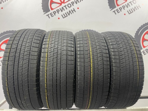 Bridgestone Blizzak VRX2 R17 225/55