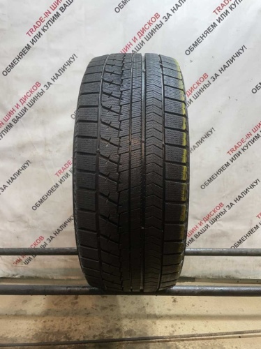 Bridgestone Blizzak VRX R17 22550