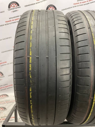 Pirelli PZero pz-4 R18	235/55
