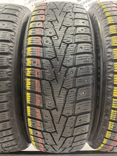 Roadstone Winguard WinSpike R17 215/60