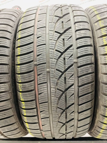 Hankook Winter i*cept evo  R18 245/40 97V