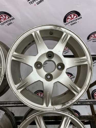 Литье KIA 4*100 ЕТ45 5J  ЦО56.1 R14