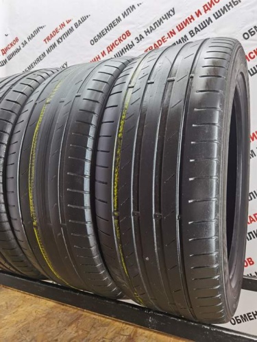 Kumho Ecsta PS71 R19 245/45