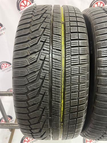 Hankook WInter i*Cept evo 2 R17 245/45 99V