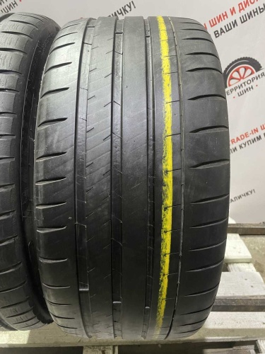 Michelin Pilot Sport 4 S R19 235/35