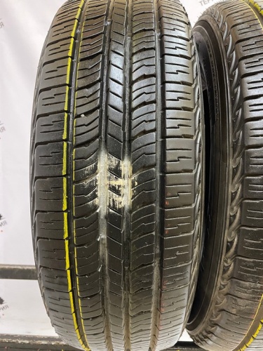 Kumho Road Venture APT KL51 215/70 R15 98H